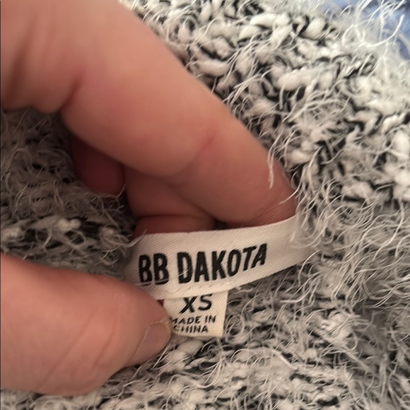 BB Dakota Gray Oversized Long Cardigan with Chunky Knit and Shawl Collar - Picture 2 of 6